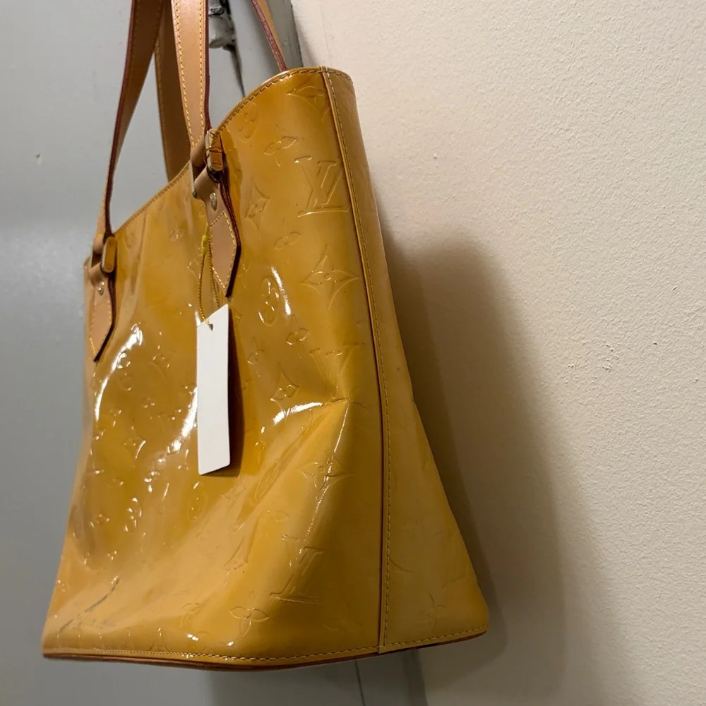Louis Vuitton Vernis Mustard Yellow Tote Bag - Picture 4 of 10